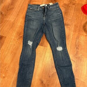 Signature by Levi Strauss High-Rise Distressed Skinny Jeans - Mid Blue